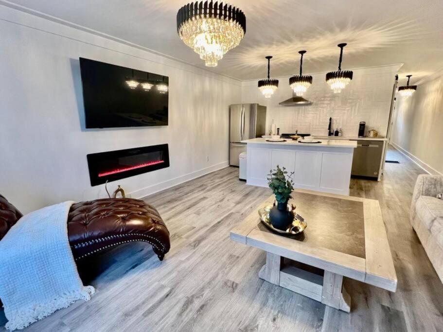 Luxury City Loft In Gainesville B ภายนอก รูปภาพ